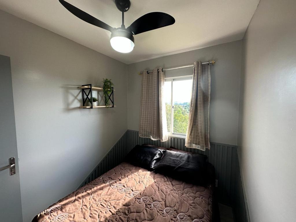 Lindo Inteiro Proximo Ao Centro De Apartamento
