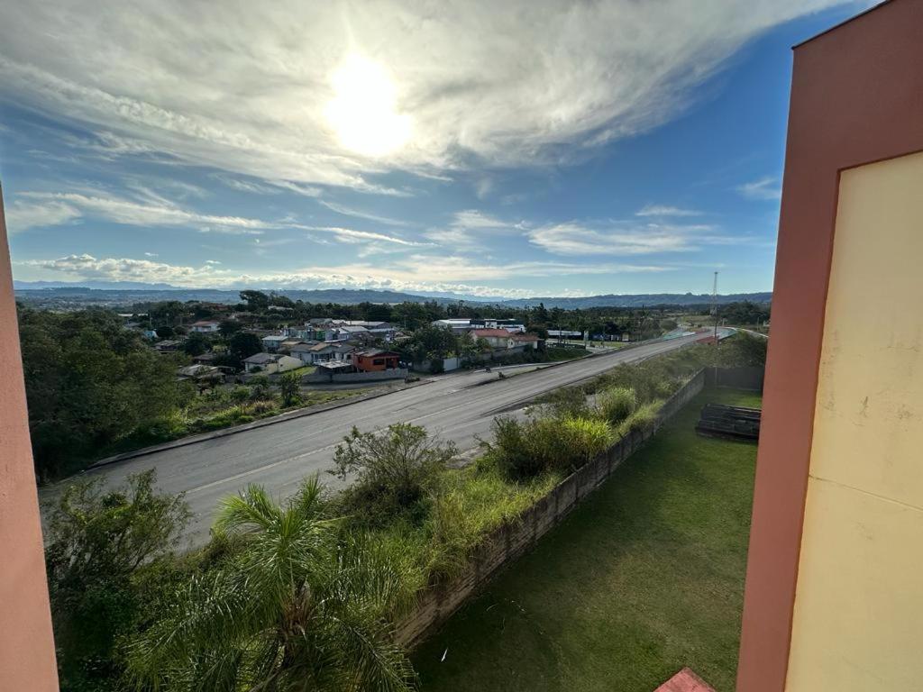 Lindo Inteiro Proximo Ao Centro De Criciuma * Criciuma (Santa Catarina)